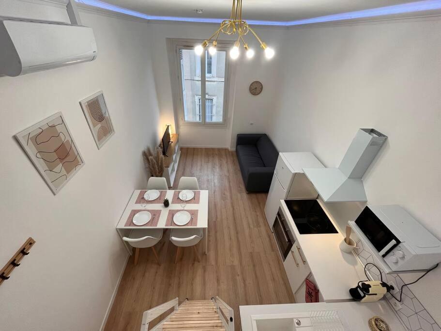 Montsejour - Logement Climatise Netflix, Mezzanine カルカソンヌ エクステリア 写真