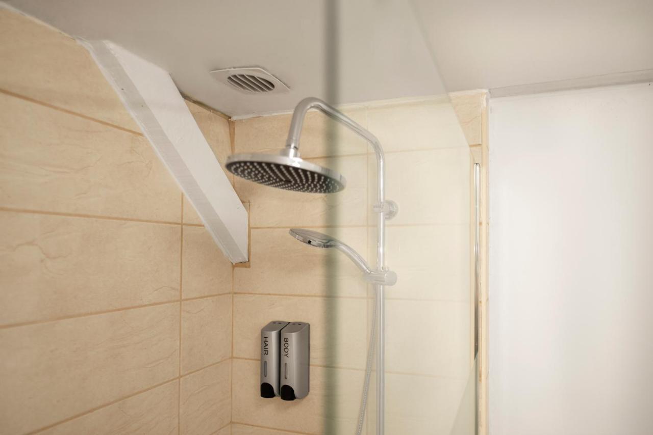 Montsejour - Logement Climatise Netflix, Mezzanine カルカソンヌ エクステリア 写真