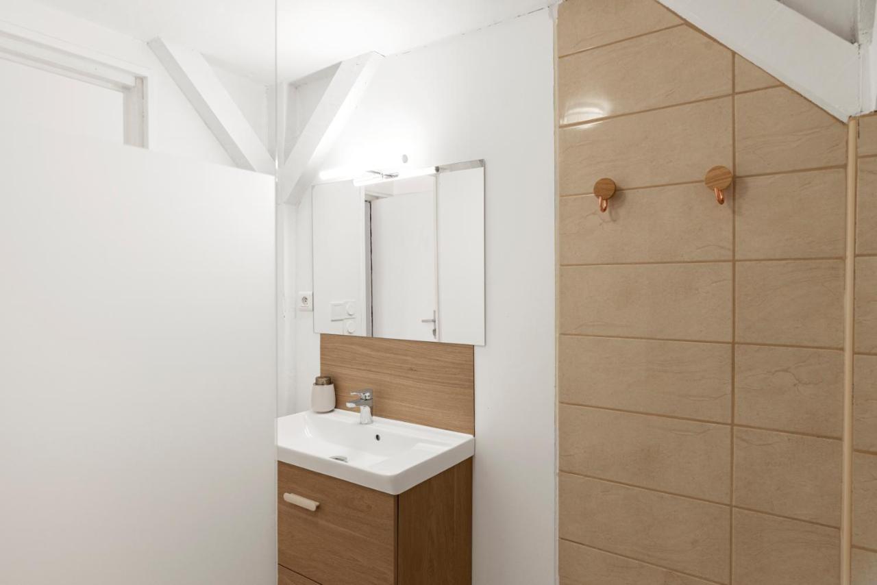 Montsejour - Logement Climatise Netflix, Mezzanine カルカソンヌ エクステリア 写真